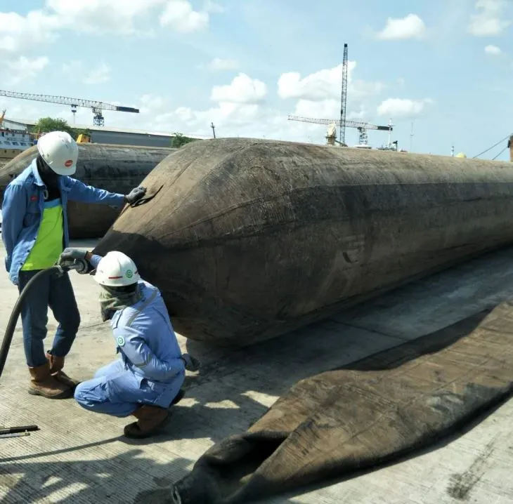 Laivo balionų paleidimas